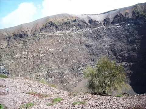 The rim of the Gran Cono: a 30-minute walk from the coach park, timed ticket required
